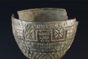 Detalle de la copa de Berlanga, cuyo origen se sitúa en el Muro de Adriano.