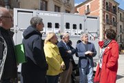 Entrega del punto limpio móvil y su camión eléctrico al Ayuntamiento.