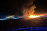 Incendio nocturno en el vertedero de Golmayo.