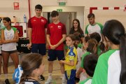 Víctor Chamarro y David Maján visitaron el Campus de Verano del Sporting Santo Domingo.