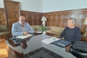 El subdelegado de Gobierno en Soria, Miguel Latorre, y el jefe de la Dependencia del Área Funcional de Industria y Energía, Joaquín de la Fuente León.