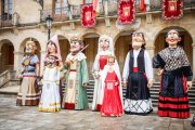 Mucho más que un pasacalles infantil