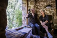 Robert y Erna disfrutan de la naturaleza desde su propia casa.