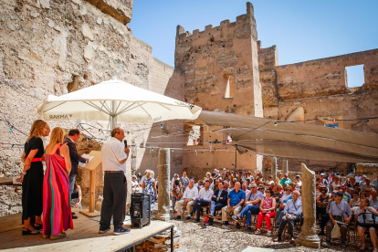 Más de 400 personas se reúnen en Yanguas para celebrar este gran día.