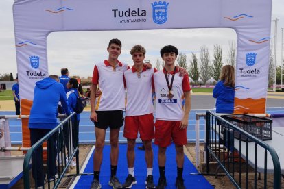 Julio Agudo, Diego Valero e Iván Sanz en el Nacional sub 16 de Tudela.