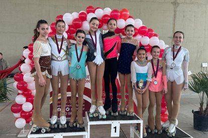 Un grupo de patinadoras durante la competición.