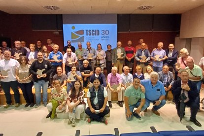 Socios de Tierras del Cid después de la asamblea.