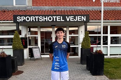 El joven volantista Hugo Sanz en el Team Europe Summer Camp 2025 en Vejen (Dinamarca).