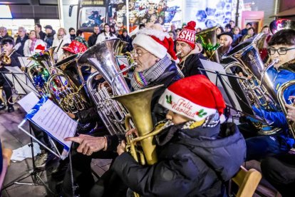 Los alumnos del Conservatorio de Soria sacaron sus instrumentos por Navidad