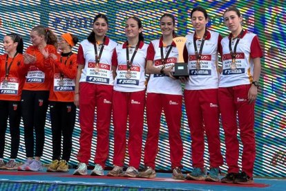 Plata para el equipo femenino sub 18 de Castilla y León con la soriana Elisabeth Giaquinta en sus filas.