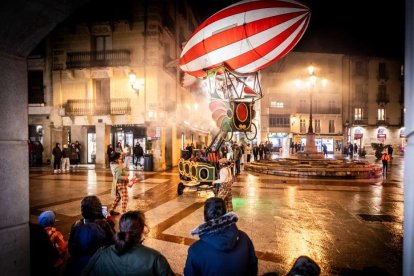 La lluvia no amedrenta las ganas de diversión