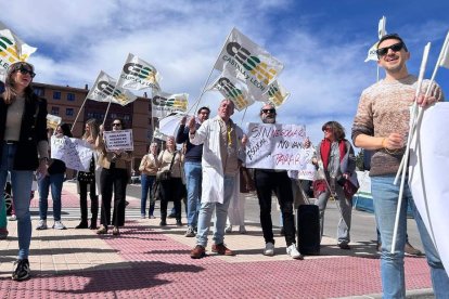 La concentración se produjo a las puertas del Hospital Santa Bárbara