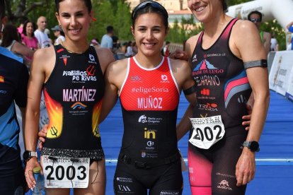 Marina Muñoz en el centro de la imagen como ganadora de la cita charra.