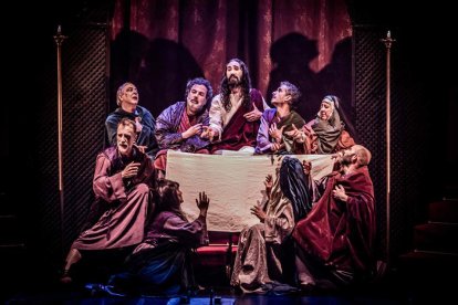 Una obra de teatro inspirada en los desfiles de Semana Santa