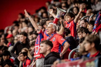 El Numancia tendrá que luchar la vuelta sin el apoyo de las gradas