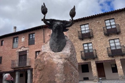 Monumento al Toro Jubilo en Medinaceli.