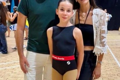 La soriana Clara Álvaro y sus entrenadores Daniel Giner y Andrea Álvarez.