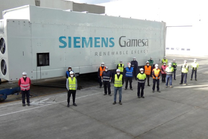 El equipo de Siemens Gamesa de la planta de Ágreda con la nacelle más potente del mundo. HDS