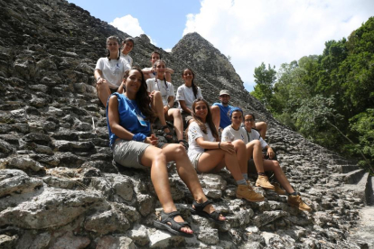 Los expedicionarios de Castilla y León recorren la comunidad por la antigua civilización maya con la Ruta BBVA.-ICAL