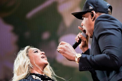 Beyoncé y Jay-Z, durante un concierto en Cleveland, en el 2016.-/ AFP