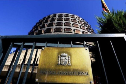 Fachada de la sede del Tribunal Constitucional, en Madrid.-EL PERIÓDICO / ARCHIVO