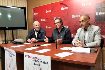 Jesús Bárez, Bertrand Sourdois y José Manuel Ligero presentan la segunda edición de la Feria. MARIO TEJEDOR