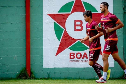 Bruno Fernandes, a la derecha, en una sesión de entrenamiento con su nuevo equipo.-REUTERS / ERWIN OLIVEIRA
