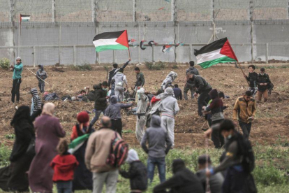 Palestinos protestan en la Franja de Gaza.-EFE / EPA
