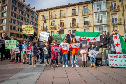 Asociación de sirios concentrados en Soria. MARIO TEJEDOR (2)