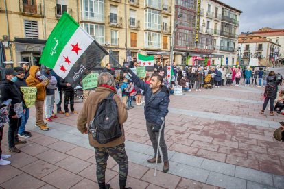 Asociación de sirios concentrados en Soria. MARIO TEJEDOR (4)