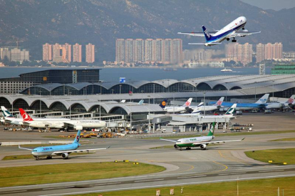 Aeropuerto Internacional de Hong Kong.-