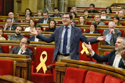 El pleno en el Parlament se ha vivido con tensión-FERRAN SENDRA