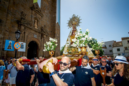 Procesión de la Virgen de los Milagros en Ágreda - MARIO TEJEDOR (13)