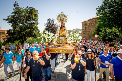 Procesión de la Virgen de los Milagros en Ágreda - MARIO TEJEDOR (17)