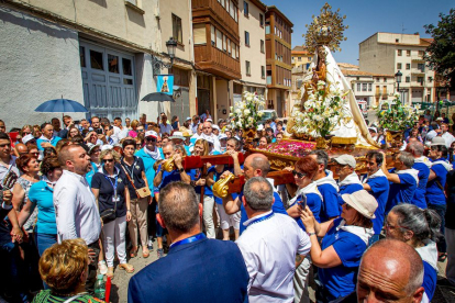 Procesión de la Virgen de los Milagros en Ágreda - MARIO TEJEDOR (23)