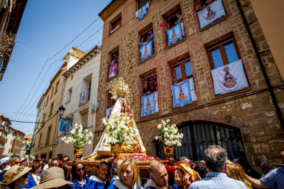 Procesión de la Virgen de los Milagros en Ágreda - MARIO TEJEDOR (31)