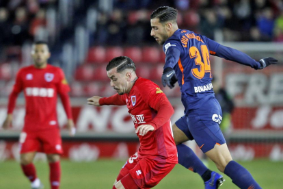 Héctor regresaba a los terrenos de juego ante el Málaga después de siete jornadas de ausencia.-Mario Tejedor