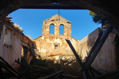 Iglesia de Valdegrulla que ha sufrido el expolio-HDS