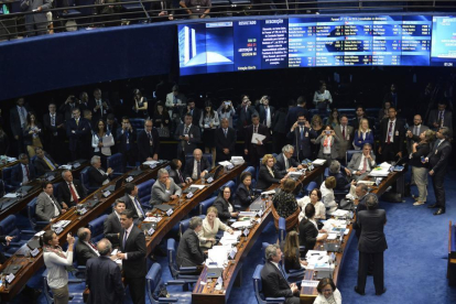 Vista general del Senado de Brasil durante el debate sobre la destitución de Dilma Rousseff, este martes.-EFE / CADU GOMES