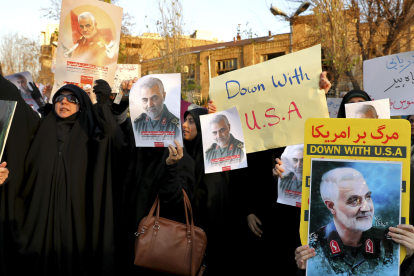 Aumenta la tensión entre Estados Unidos e Irán y se multiplican las protestas tras la muerte de Soleimani-