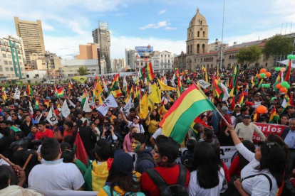 Ciudadanos y partidos de la oposicion protestan contra la reeleccion del presidente de Bolivia,  Evo Morales.-EFE