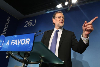 Mariano Rajoy, el lunes, durante la rueda de prensa que dio al acabar el comité ejecutivo nacional del PP para analizar el resultado del 26-J.-JUAN MANUEL PRATS