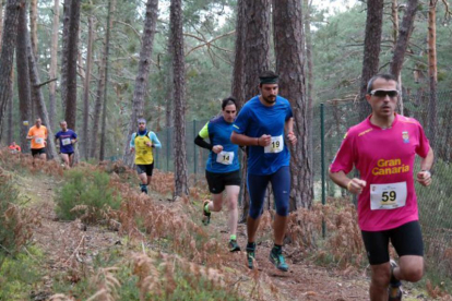 Una de las imágenes de la carrera celebrada en Pinares.-PINALEA