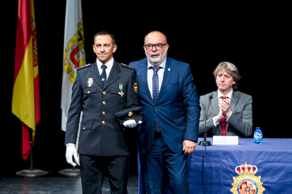 La Policía Nacional de Soria celebra los Santos Ángeles Custodios. MARIO TEJEDOR (12)