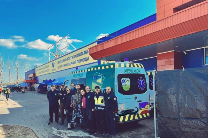 La furgoneta se destinará a llevar a refugiados de Ucrania a aeropuertos seguros para que puedan llegar a España sin riesgos. HDS
