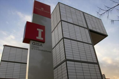 La fachada de la sede de la empresa GISA en Barcelona, en el 2011-CARLOS MONTAÑÉS