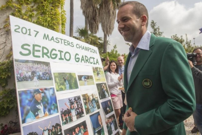 Sergio García, a su llegada al Club de Campo Mediterráneo de Borriol.-EFE / DOMÈNECH CASTELLÓ