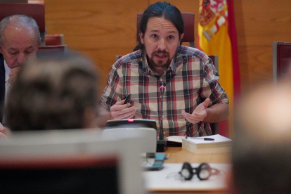 El secretario general de Podemos, Pablo Iglesias, en la comisión sobre la financiación ilegal de los partidos del Senado-JOSE LUIS ROCA