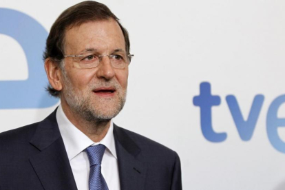 El presidente de España, Mariano Rajoy, antes de una entrevista en TVE, en septiembre del 2012-/ SUSANA VERA (REUTERS)