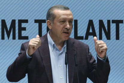 Erdogán en el acto para celebrar los 10 años que lleva al frente del Gobierno turco.-